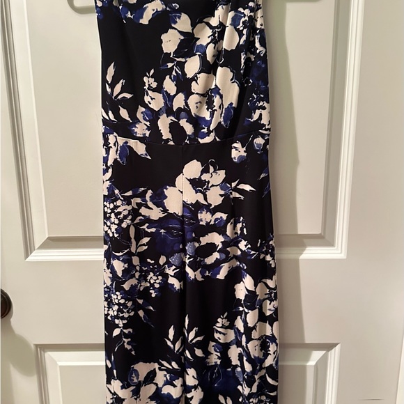 EUC  Lauren by Ralf  Lauren Floral dress Wrap Sleeveless V Neck Size 2 Ruched - Picture 4 of 10